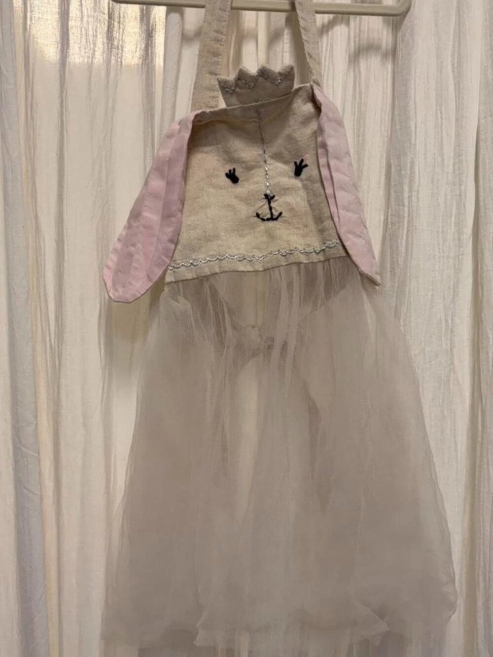 Pottery Barn Kids Princess Bunny Play bib/apron